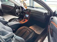 Gebraucht Mercedes CLK240 170 PS (125 kW) 2003 Obsidianschwarz  metalliclack Cabrio