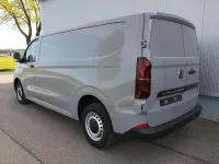 Neu VW T7 100 kW (136 PS) 2026 Stonegrey Van