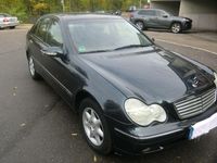 Gebraucht Mercedes C200 Elegance 163 PS (119 kW) 2002 Schwarz metallic Limousine