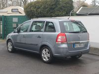 Gebraucht Opel Zafira Selection 116 PS (85 kW) 2011 Silber Van / Kleinbus