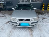 Gebraucht Volvo V40 101 PS (74 kW) 2003 Silber Kombi