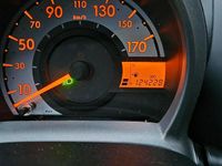 Gebraucht Peugeot 107 68 PS (50 kW) 2008 Silber Kleinwagen