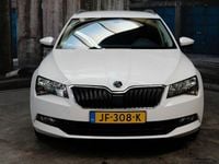 Gebraucht Skoda Superb 120 PS (88 kW) 2016 Weiß Limousine