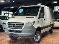 Używany Mercedes Sprinter 143 KM (105 kW) 2019 Biały Van