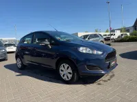 Gebraucht Ford Fiesta Ambiente 60 PS (44 kW) 2016 Blau Kleinwagen