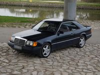 Gebraucht Mercedes E300 180 PS (132 kW) 1987 Blau Coupé