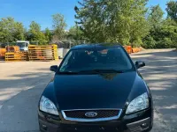 Używany Ford Focus Ghia 143 KM (105 kW) 2005 Czarny Kombi