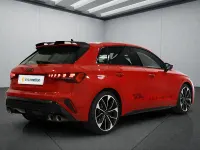 Gebraucht Audi S3 333 PS (244 kW) 2026 Rot Limousine