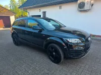 Gebraucht Audi Q7 Ambiente 245 PS (180 kW) 2014 Schwarz SUV