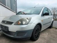 Gebraucht Ford Fiesta 60 PS (44 kW) 2006 Silber Kleinwagen