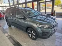Uusi Dacia Jogger Expression 101 HP (74 kW) 2026 Vihreä Tila-auto