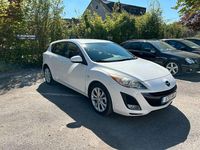 Gebraucht Mazda 3 90th Anniversary 105 PS (77 kW) 2010 Weiß Limousine