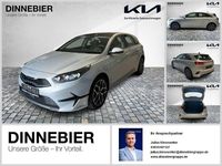 Gebraucht Kia Ceed Spirit 160 PS (117 kW) 2023 Sparklingsilber metallic Kleinwagen