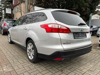 Gebraucht Ford Focus Trend 105 PS (77 kW) 2011 Silber Kombi