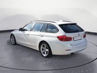 gebraucht BMW 320 i Touring Advantage Aut. Navi PDC LED HiFi LM
