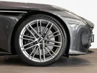 Neu Aston Martin DB12 680 PS (500 kW) 2026 Schwarz Coupé