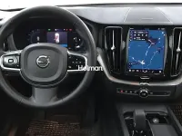 Gebraucht Volvo XC60 Plus 197 PS (144 kW) 2023 Grau SUV
