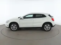 Gebraucht Mercedes GLA250 Urban 211 PS (155 kW) 2015 Weiß SUV