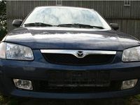 Gebraucht Mazda 323F Exclusive 90 PS (66 kW) 2000 Blau Kleinwagen