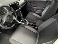 gebraucht VW T-Roc 2.0 TDI BMT Active NAVi ACC 6-Gang