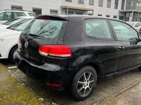 Gebraucht VW Golf VI 86 PS (63 kW) 2011 Schwarz Kleinwagen