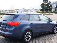Gebraucht Kia Ceed 99 PS (72 kW) 2018 Blau Kleinwagen