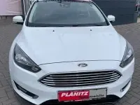 Gebraucht Ford Focus Titanium 125 PS (91 kW) 2018 Weiß Kombi