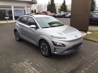Gebraucht Hyundai Kona Select 150 kW (204 PS) 2022 Silber SUV