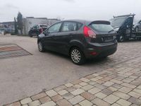 Second-hand Ford Fiesta Trend 82 CP (60 kW) 2016 Gri Hatchback