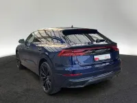 Gebraucht Audi Q8 Competition 286 PS (210 kW) 2022 Navarrablau metallic SUV