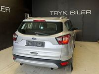 Gebraucht Ford Kuga Trend 120 PS (88 kW) 2018 Silber SUV