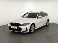 Gebraucht BMW 330e M Sport 292 PS (214 kW) 2023 Weiß Kombi