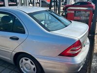 Gebraucht Mercedes C200 116 PS (85 kW) 2001 Silber Limousine