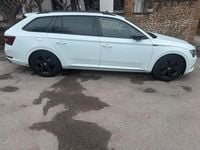 Gebraucht Skoda Superb SportLine 190 PS (139 kW) 2017 Weiß Kombi
