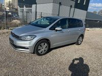 Gebraucht VW Touran 150 PS (110 kW) 2023 Silber Van / Kleinbus