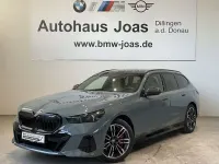 Gebraucht BMW 540 M Sport 303 PS (222 kW) 2025 Cape york grün Kombi