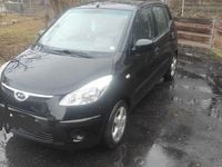 Gebraucht Hyundai i10 69 PS (50 kW) 2011 Schwarz Kleinwagen
