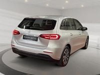 Gebraucht Mercedes B200 150 PS (110 kW) 2021 Iridiumsilber metallic Van / Kleinbus