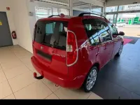 Gebraucht Skoda Roomster Elegance 85 PS (62 kW) 2015 Rot Van / Kleinbus