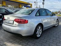 Gebraucht Audi A4 Attraction 120 PS (88 kW) 2009 Silber Limousine