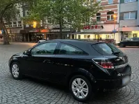 Gebraucht Opel Astra GTC 90 PS (66 kW) 2007 Schwarz Coupé
