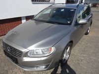 Gebraucht Volvo V70 Momentum 136 PS (100 kW) 2014 Beige Kombi