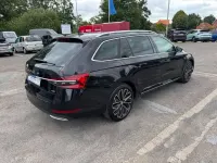 Gebraucht Skoda Superb LAURIN & KLEMENT 200 PS (147 kW) 2022 Schwarz Kombi