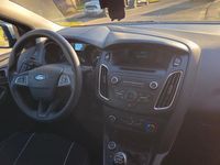 Gebraucht Ford Focus 101 PS (74 kW) 2016 Silber Kombi