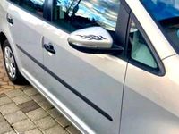 Gebraucht VW Touran 105 PS (77 kW) 2011 Silber Van / Kleinbus