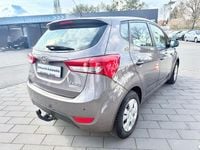Gebraucht Hyundai ix20 90 PS (66 kW) 2014 Braun Kleinwagen