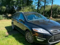 Gebraucht Ford Mondeo Titanium 141 PS (103 kW) 2012 Schwarz Kombi