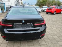 Gebraucht BMW 320 Advantage 190 PS (139 kW) 2022 Schwarz Limousine