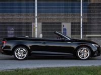 Gebraucht Audi A5 Cabriolet 190 PS (139 kW) 2018 Schwarz Cabrio