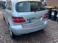 Gebraucht Mercedes B180 75 PS (55 kW) 2009 Grau Van / Kleinbus